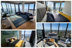 Sky-high South Yarra luxury 2 bed sleeping up to 4